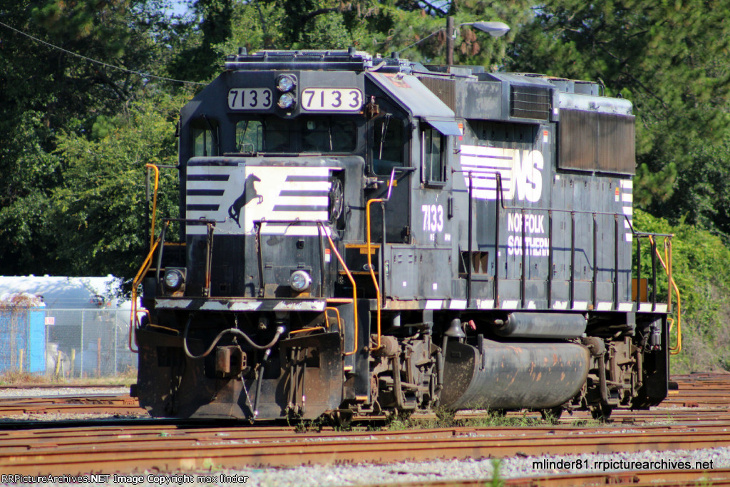 NS 7133